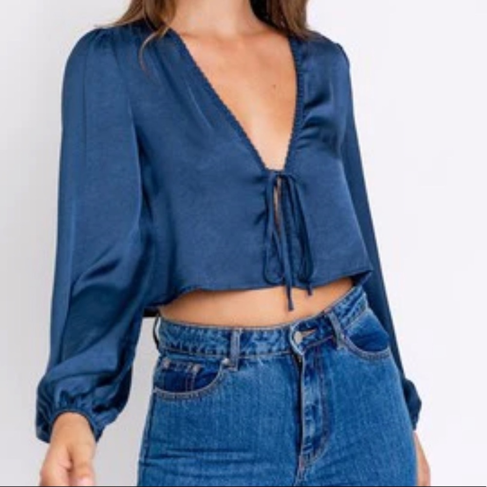 NWT SMALL